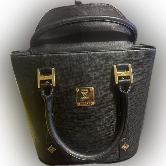 MCM Bucket Bag Small Black - Picture 5 of 11